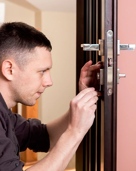 : Professional Locksmith For Commercial And Residential Locksmith Services in Pelham Manor, NY